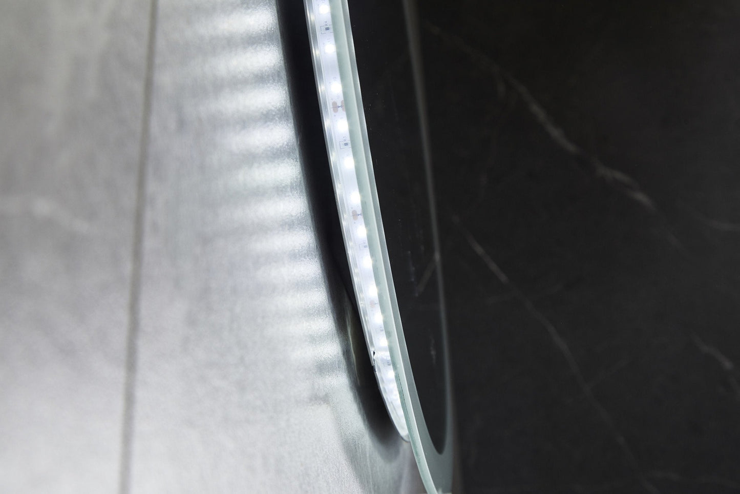 Miroir rond 80 cm sans cadre, éclairage LED encastré et anti-condensation