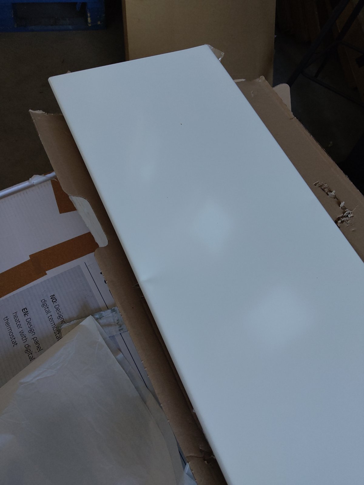 Tweedekans - Adax neo Wifi elektrische verwarming - 2000Watt 33cm x 143cm