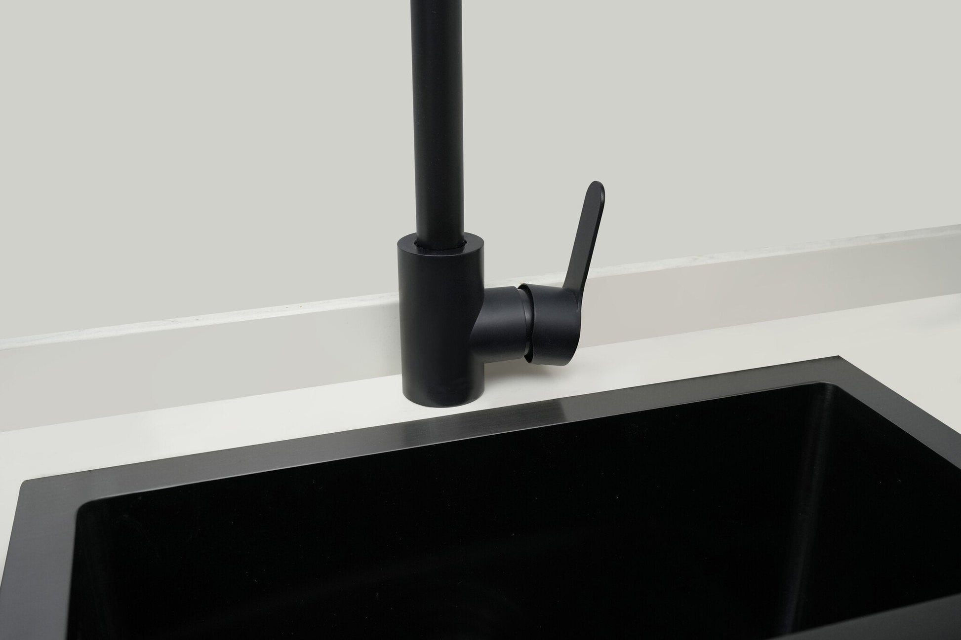 Nurion Évier Black Metal 28,5 x 34,5 – Évier de cuisine - Éviers de cuisine – Bac de cuisine - sans trou de robinet, en acier inoxydable