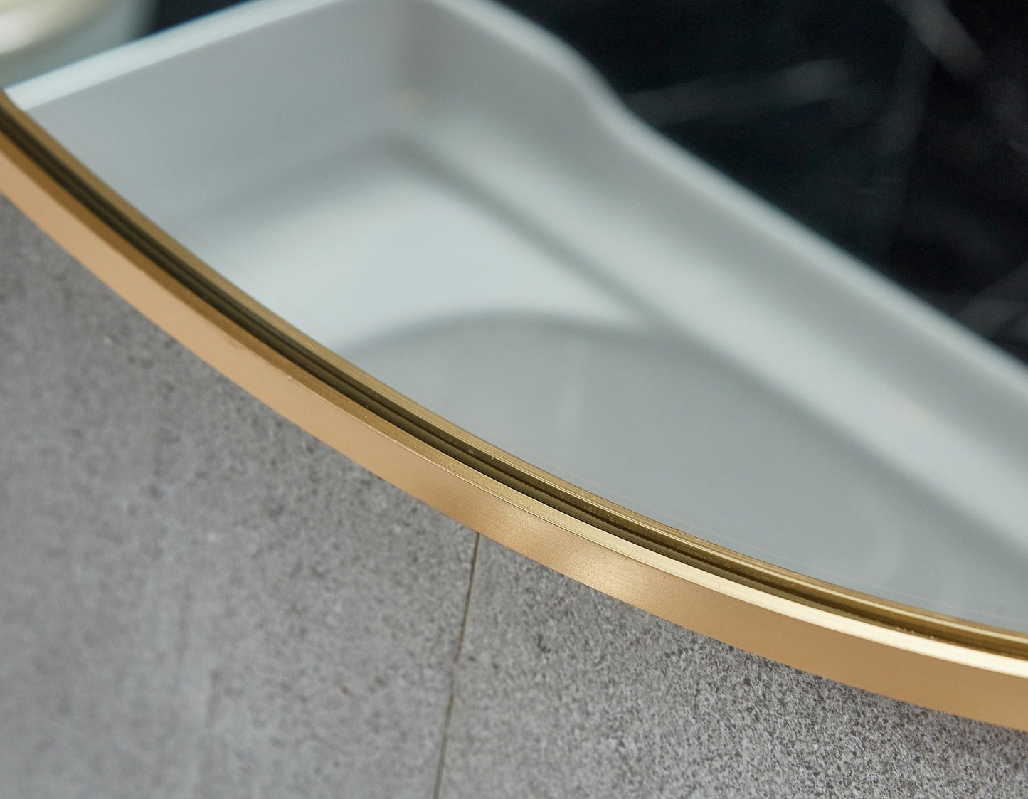 Miroir rond 80 cm avec cadre doré