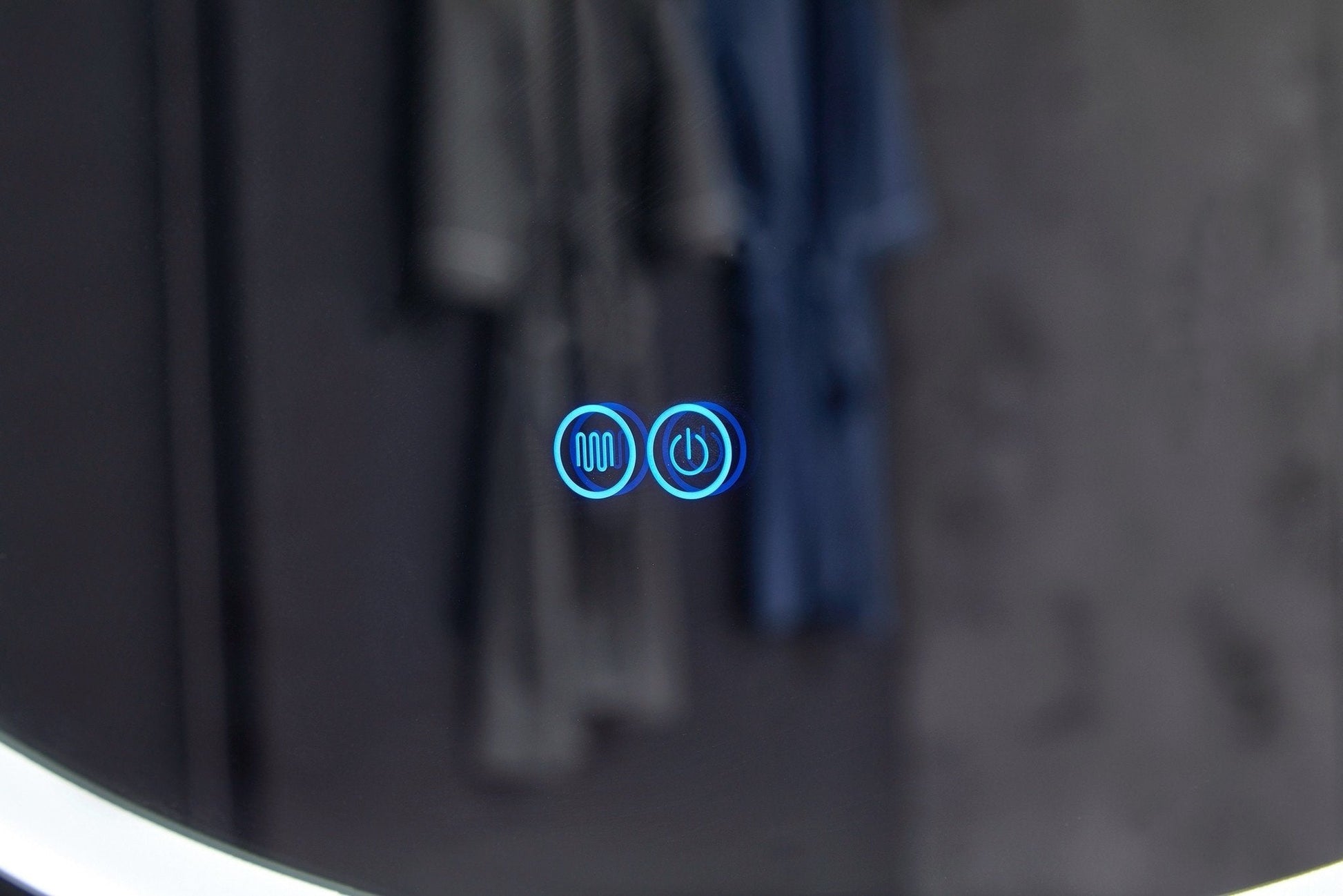 Miroir rond 80 cm avec ceinture tendance, cadre noir, éclairage LED encastré et anti-buée